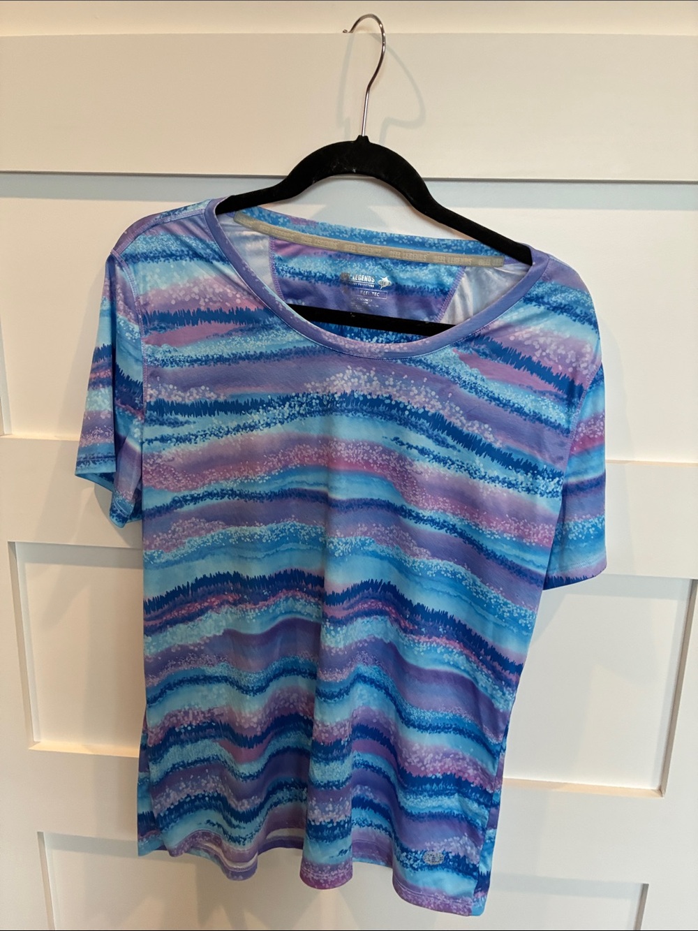Reel Legends Short Sleeve Wave-Print in Blue & Purple